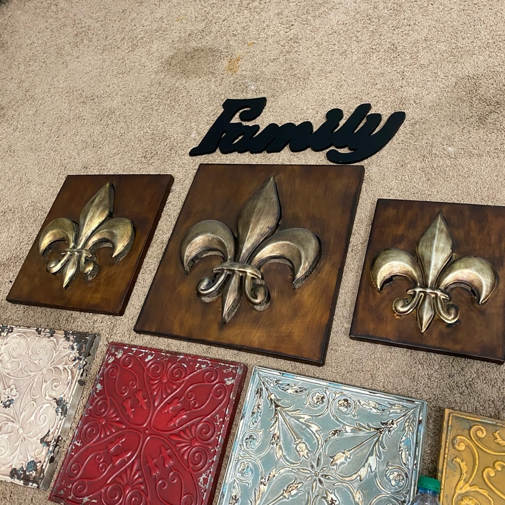 Home decor - Picture 3 of 5